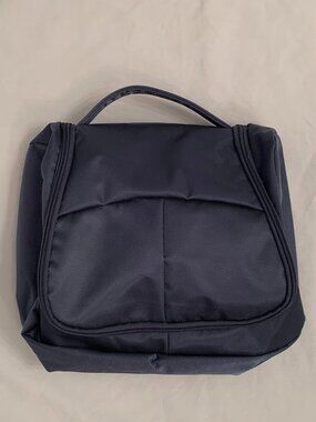 Samsonite toiletry bag for travelling